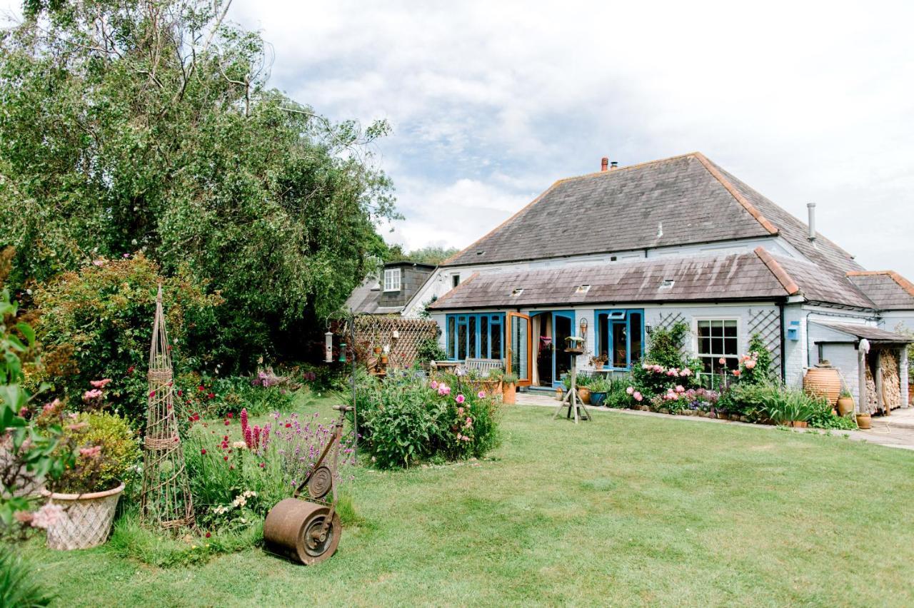 Cosy Cottage Ground Floor Bedroom Ensuite With Private Entrance Chichester Exterior foto